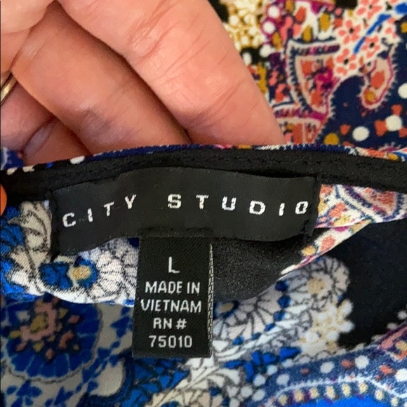 City studio dress - Picture 3 of 3